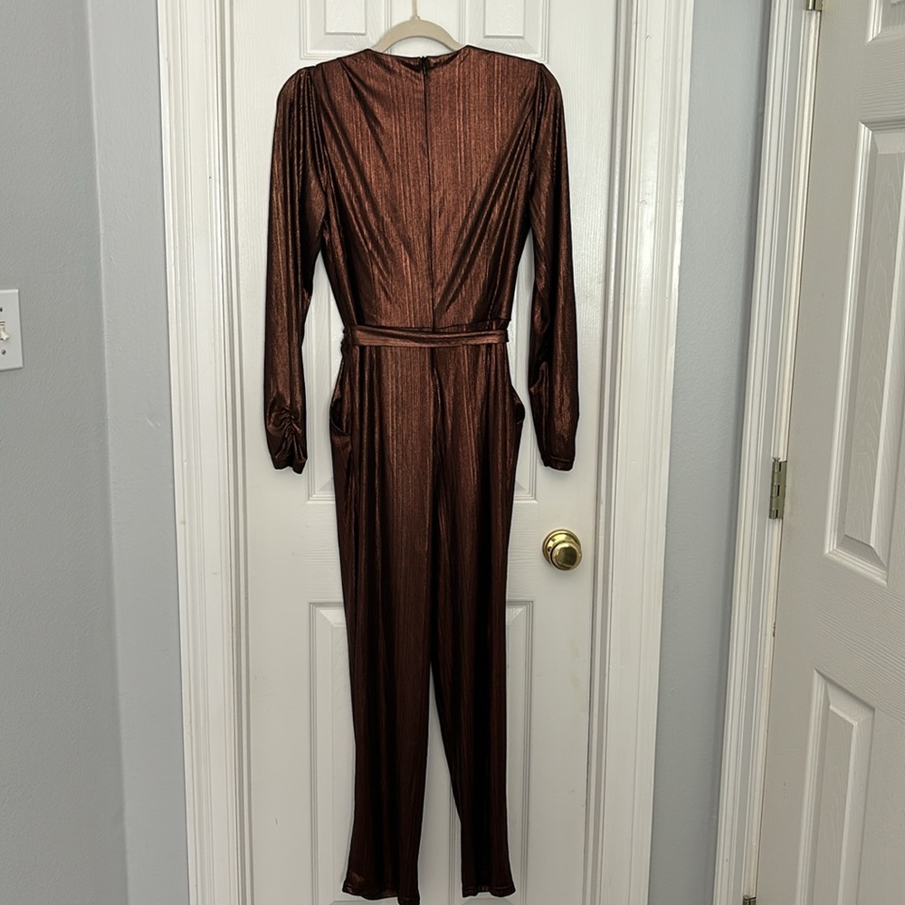 Adelyn Rae Lexi Metallic Jumpsuit Size M GUC - Picture 7 of 16
